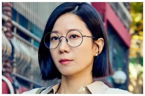 Terkenal Dengan Aktingnya Ini Profil Jeon Hye Jin Istri Lee Sun Kyun Yang Pernah Jadi Miss