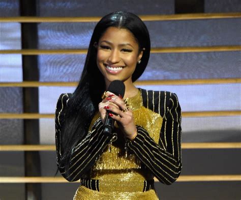 Nicki Minaj Fans Pay College Tuition Hellobeautiful