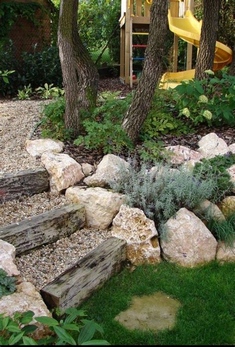 16 Marvelous Natural Landscape Ideas For Your House Rock Garden