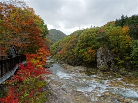 Japando Suwakyo Gorge For Autumn Colors