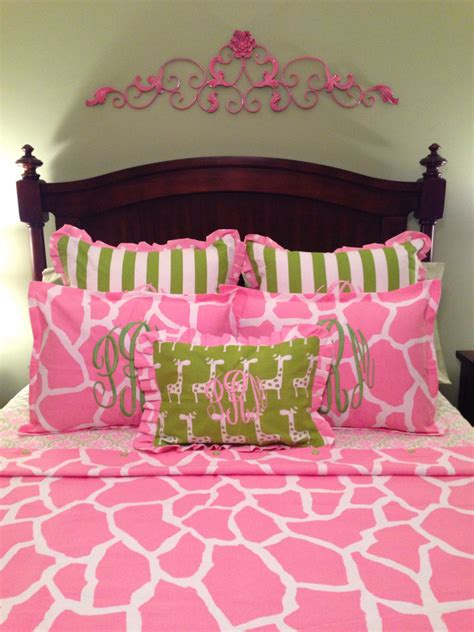 Naturally i love giraffe print stuff too and i was so very happy when i found these amazing giraffe comforter sets, sheets and duvet covers for sale that i had. Pink Giraffe Print crib toddler Duvet bedding comforter cover