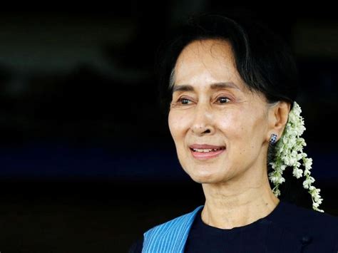 oxford university college removes aung san suu kyi s portrait over rohingya crisis