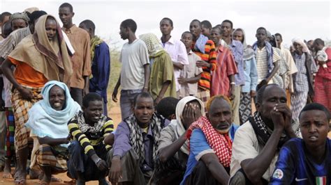 کینیا کا داداب پناہ گزین کیمپ بند کرنے کا فیصلہ