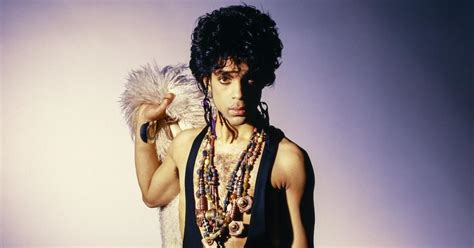 Prince Sign O The Times Deluxe Reissue Announced I Like Your Old Stuff Iconic Music Artists