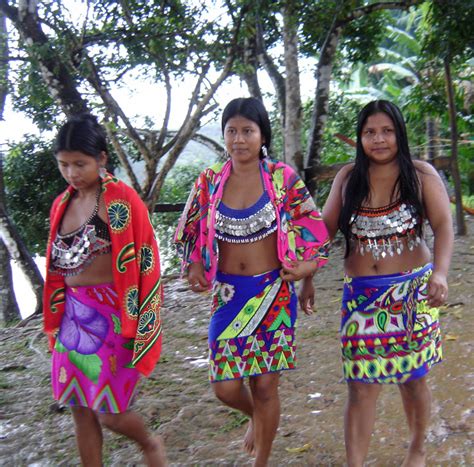 Embera Girls