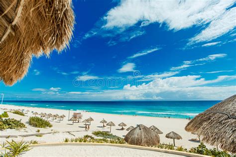 Amazing Cancun Beach Stock Image Image Of Ride Amazing 61863567