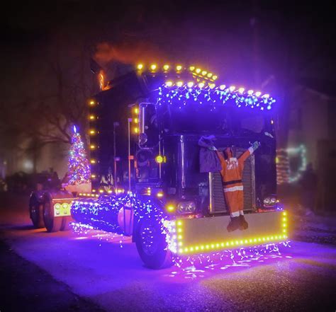 Christmas In Ida Parade Bright Semi A Photo On Flickriver