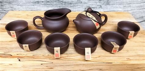 Print these out and make little clay moulds of the coffee pots you see all around singapore. Ceramic & Clay Tea Pot - Razorsharp Pte Ltd