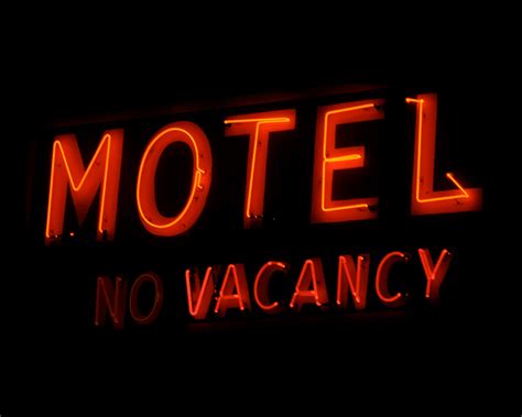 ‘no Vacancy Signs Are Vanishing From Americas Highways Bloomberg