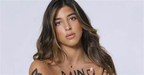 Love Island S Shannon Singh Poses Nude As She Launches Body Positivity
