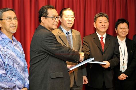 Euro velly sdn bhd 6. Signing Ceremony Between PDC and Tanjung Villa Development ...