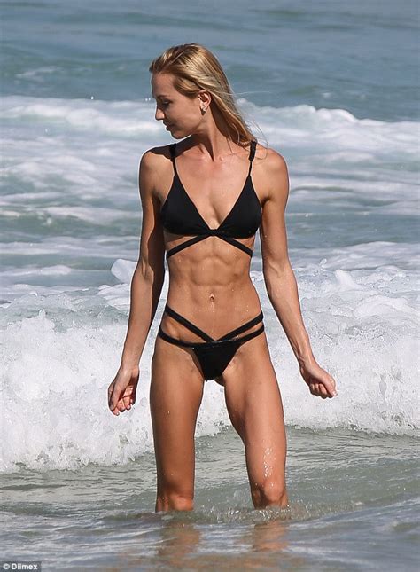 Camilla Ackerberg Flaunts A Six Pack In A Tiny Black Bikini On Bondi Beach Daily Mail Online