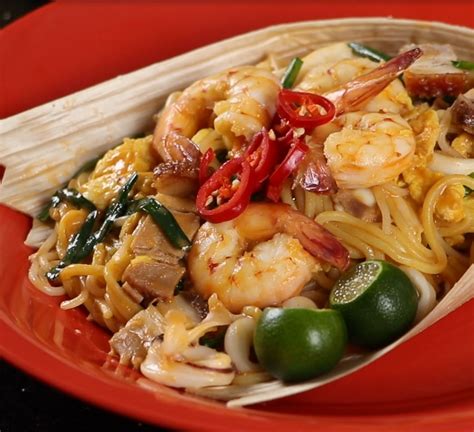 Check spelling or type a new query. Leslie's Hokkien Mee Recipe - ieatishootipost