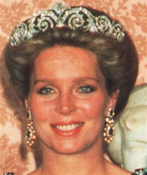 Queen Noor Queen Consort Of King Hussein Wearing The Diamond Scroll Tiara Jordan Diamonds