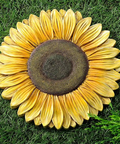 This sunflower stepping stone with a pretty yellow flower butterfly design can be positioned to add a burst of color into your yard. Sunflower Stepping Stone | Flower pots, Sunflowers and ...