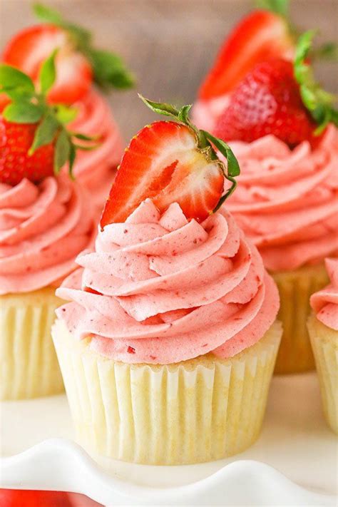 strawberries and cream cupcakes recipe the best strawberry dessert recipe strawberry