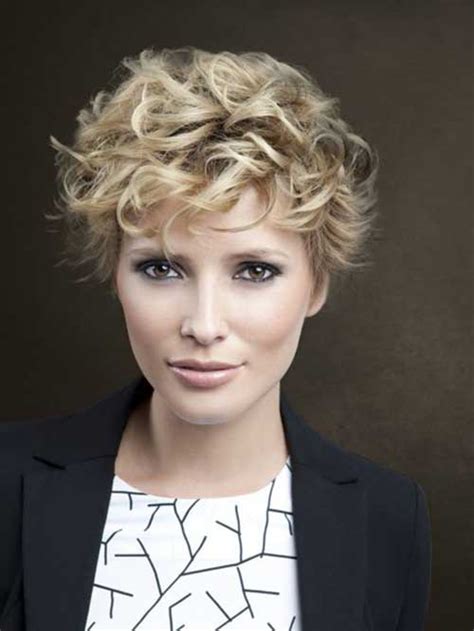 Very Pretty Short Curly Hairstyles You Will Love