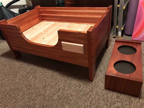 Natural Wood Hand Made Dog Bed And Feeding Station Brand New In