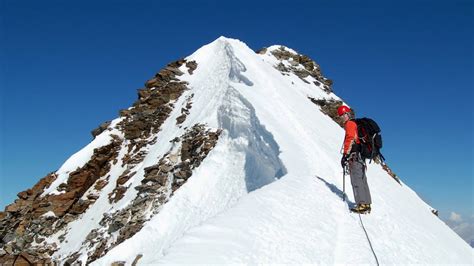 La piramide vincent vista dal balmenhorn: Mountaineering: Italy - Monte Rosa Group, Lyskamm ...