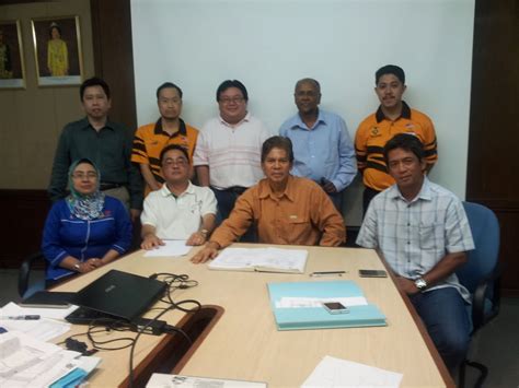 Tan sri dato' seri diraja ramli bin ngah talib (born 16 march 1941) is a malaysian politician who was active in the united malays national organisation. Malaysian Chess Federation: December 2012