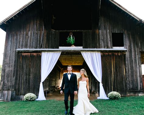 Landl Farm Barn Wedding Venue Near Nashville With Rustic Modern Touches
