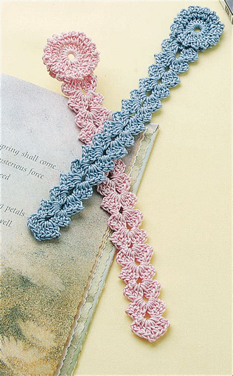 Anyway, i have wanted to come up with cross crochet patterns for awhile, and since easter was coming up, i knew i needed to get to work. Easy Shell Bookmark | Crochet bookmark pattern, Crochet ...