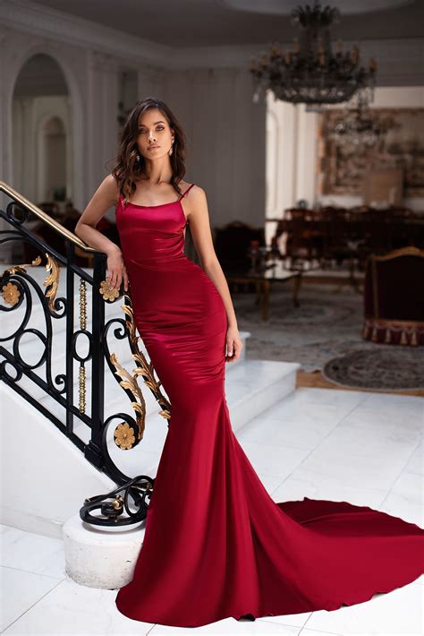 delara wine red red dress outfit night red dresses classy red satin dress