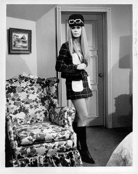 Elizabeth Montgomery Agnes Moorehead Mary Elizabeth Mod Fashion 1960s Fashion Fashion
