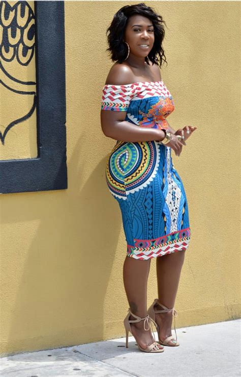 Pin By Ghana Box On Fashion Beautiful Black Women Curvy Girl Fashion