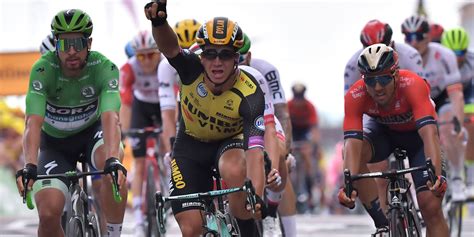 Matthews outshines tour de france sprint rivals with second behind alaphilippe. Tour de France : le Néerlandais Dylan Groenewegen remporte ...