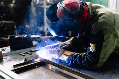 The Complete Guide To Shielded Metal Arc Welding Welding Headquarters