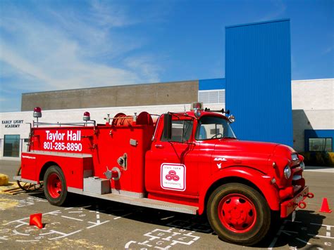 Pin By Becka Groendyke On Are You Reddy Fire Trucks Fire Engine