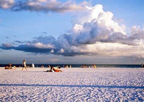 Dr Beach Names Siesta Beach Near Sarasota Best Beach In Us Orlando