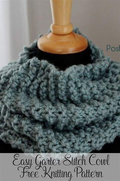 Make several, and keep them on hand for baby showers. Easy Cowl Free Knitting Pattern | Knit cowl pattern free ...