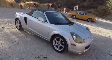 Putting A 2zz Into A Toyota Mr2 Makes It Better Than A Lotus Elise