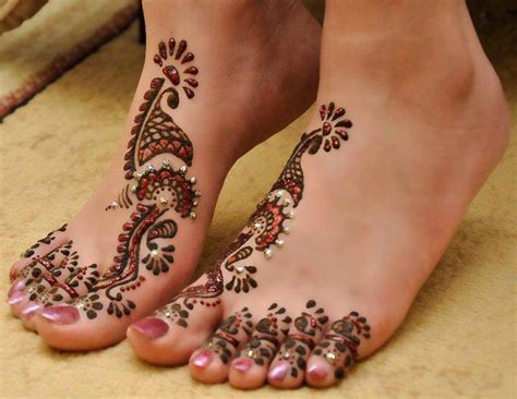 Best Mehandi Floral Designs For Legs And Feet