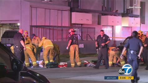 North Hollywood Street Shootout Leaves 2 Dead 2 Wounded Abc7 Los Angeles