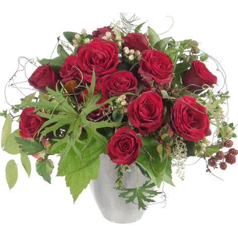 Check spelling or type a new query. Blumenstrauss mit roten Rosen