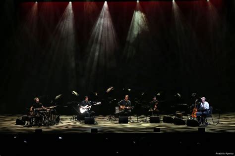Iranian Singer Mohsen Namjoo Gives Concert In Istanbul Middle East