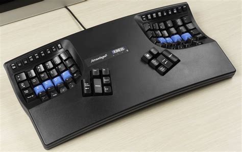30 Coolest Computer Keyboards To Buy 2020 Hongkiat