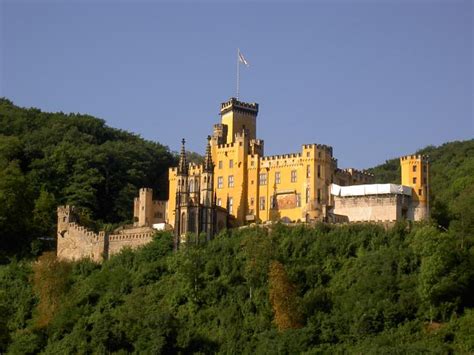 See full list on de.wikipedia.org Schloss Stolzenfels, Koblenz: Bilder