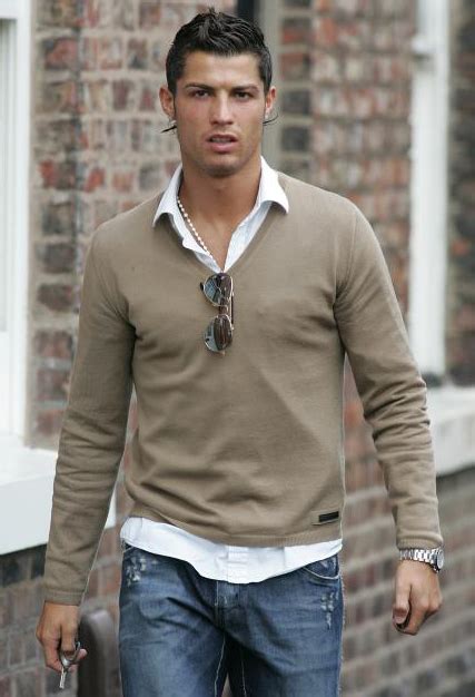 Cristiano ronaldo fashion style | clothing, hairstyle, wristwatch, shoes maybe you want to watch: World Fashion: Cristiano Ronaldo New Hair Styles Photos ...