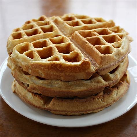 Vegan desserts are desserts that don't contain any eggs or dairy products such as milk or cream. Art of Dessert: Best Vegan Waffles Ever