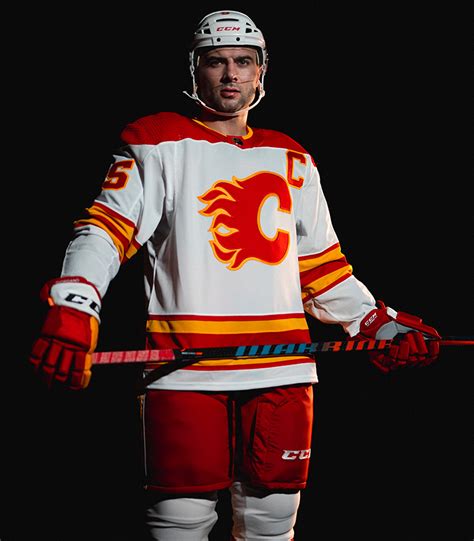 Calgary Flames Go “full Retro” With New Uniforms For 2021 Sportslogosnet News