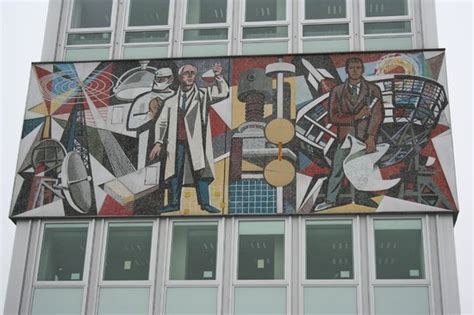Look through examples of haus des lehrers translation in sentences, listen to pronunciation and learn grammar. Haus des Lehrers - Lohnt es sich? - Aktuelle 2018
