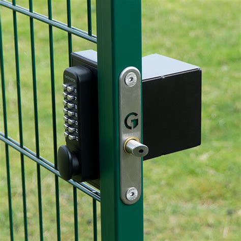Gate Locks With Code Or With Key Different Lock Types