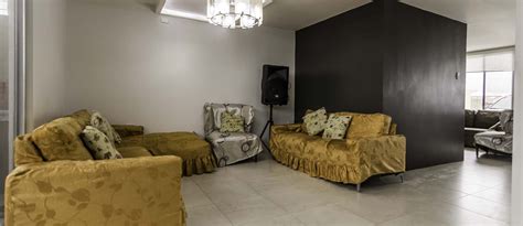 Casa sevilla a partir de 400 €, 8 casas con precio rebajado! Casa en alquiler Urb. San Antonio, Vía Samborondón | GeoBienes