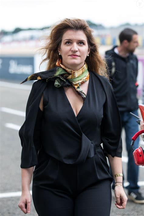 The minister cited how, in addition to. Marlène Schiappa - Personnalités dans les paddocks lors de ...
