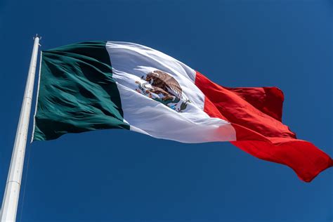 top 95 imagen que significa el aguila real de la bandera de mexico abzlocal mx