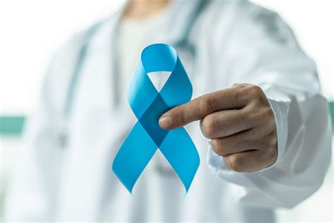 Novembro Azul sobre conscientização e combate ao câncer de próstata